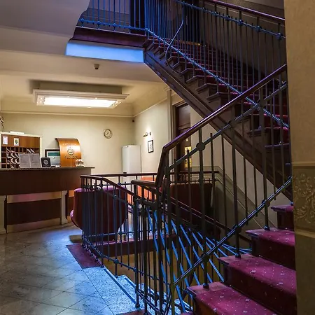 Ivory Old Town Szpitalna Apartment
